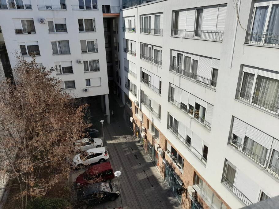 Lovely Apartment In City Centre For 4 Guests Budapesta Exterior foto