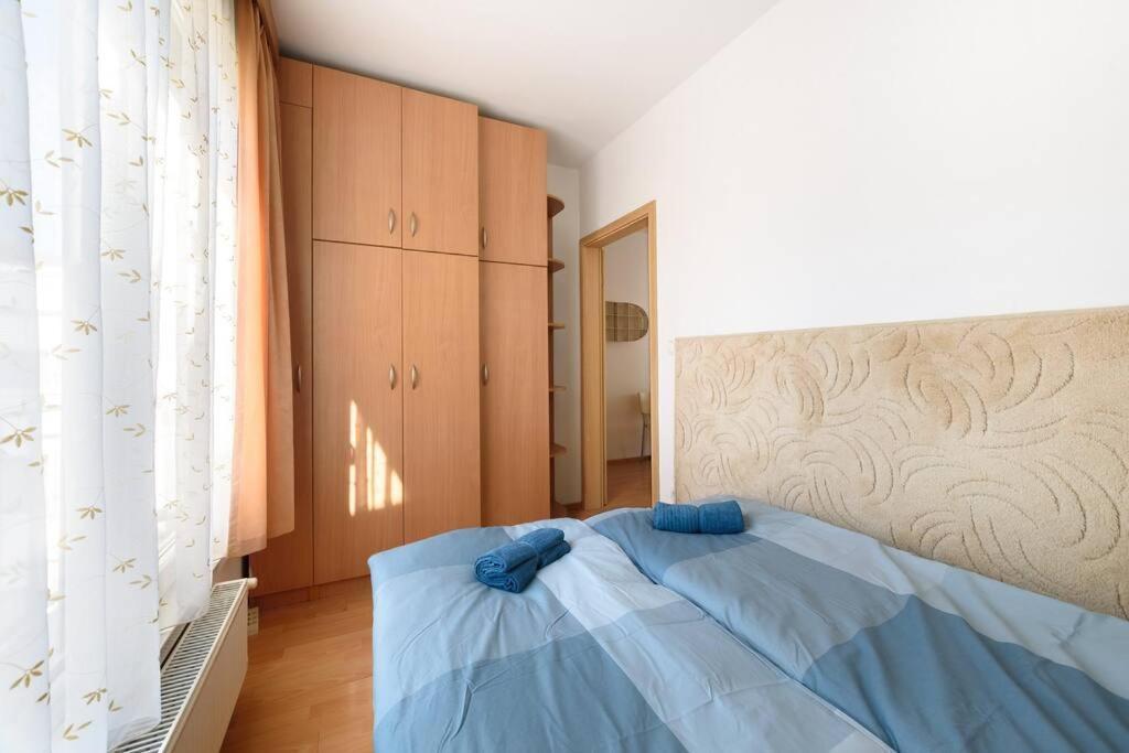 Lovely Apartment In City Centre For 4 Guests Budapesta Exterior foto